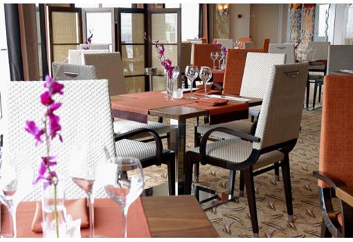 El Refinado Orchid Restaurant